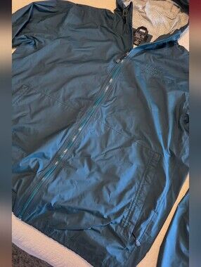 Mountain Hardware Avadia Rain Jacket, Size XXL
